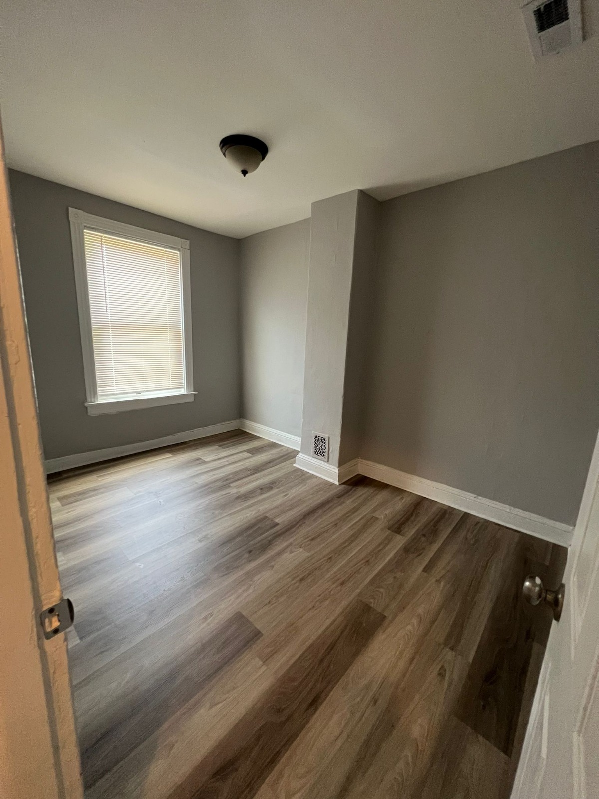 Rowhome rental in Sandtown-Winchester, Baltimore, MD — 3 bed 1.5 bath